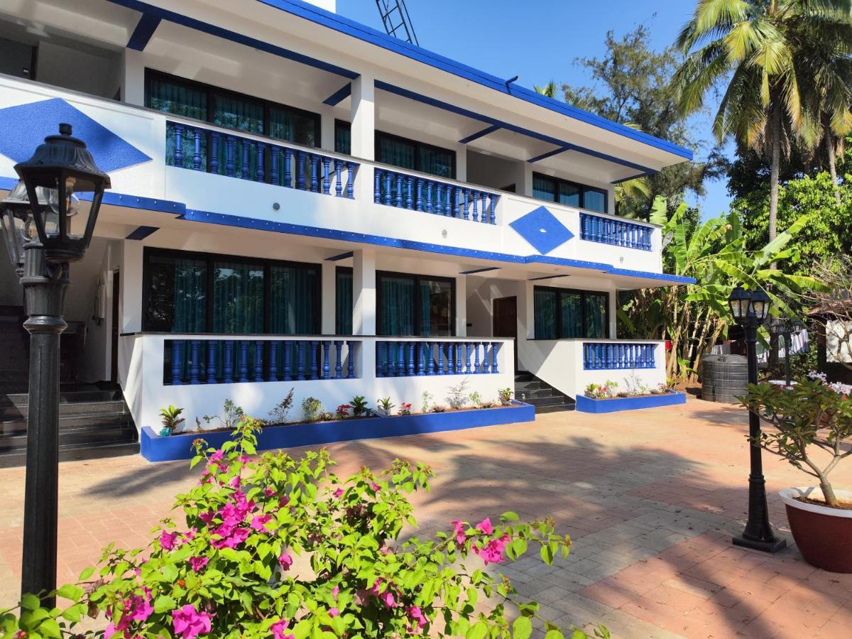 Anjuna Blue Resort Exterior photo