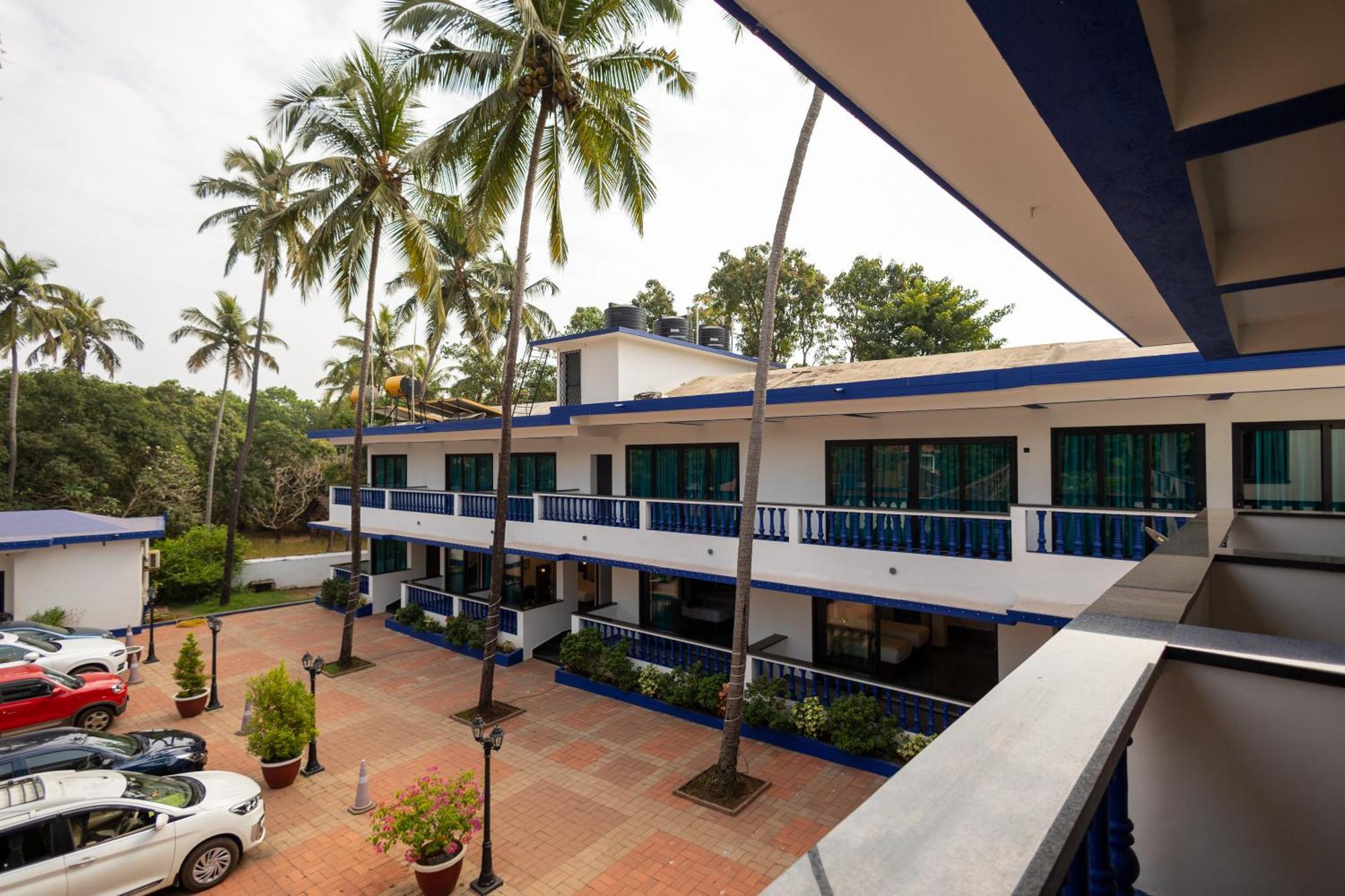 Anjuna Blue Resort Exterior photo
