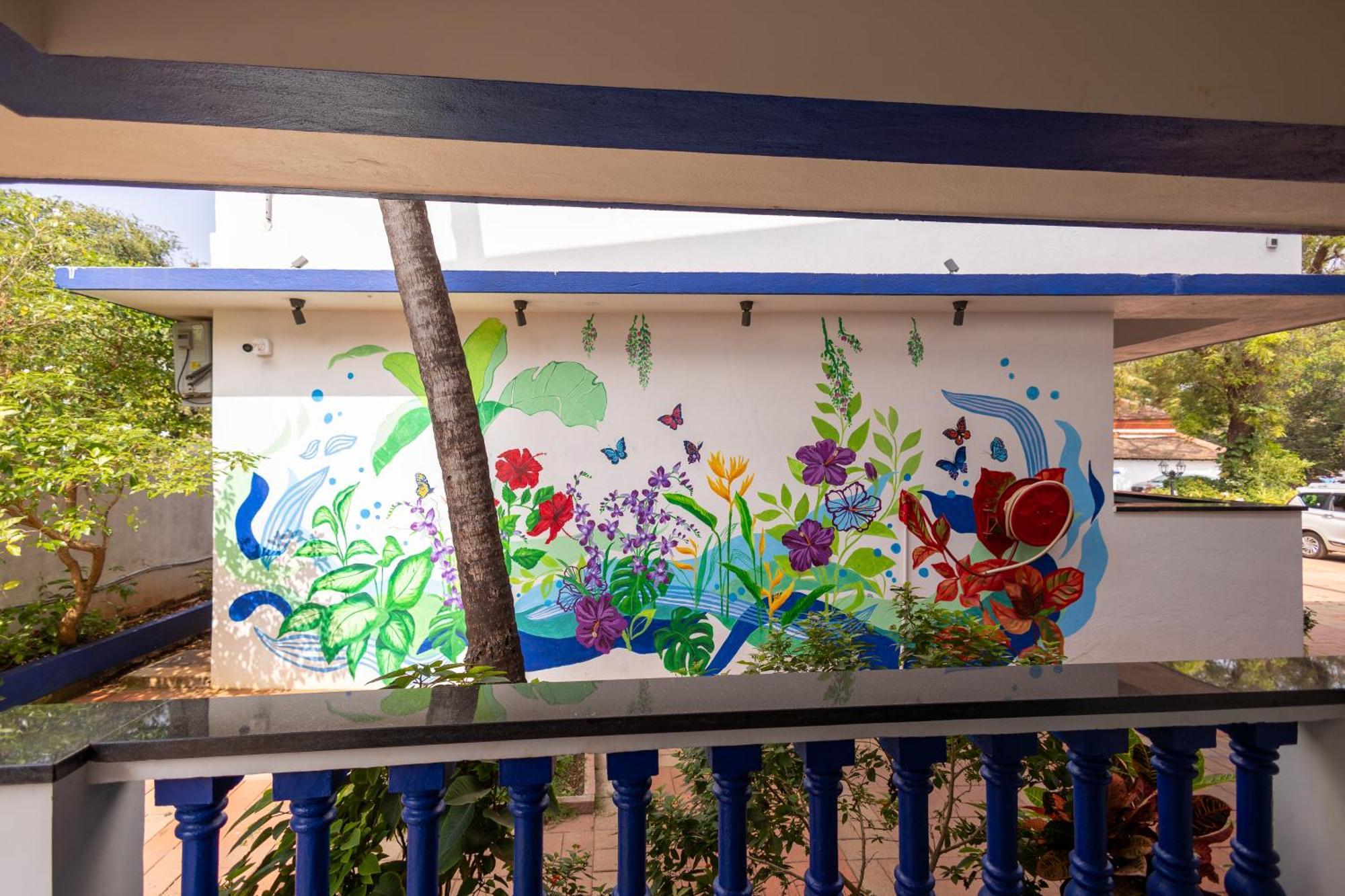 Anjuna Blue Resort Exterior photo