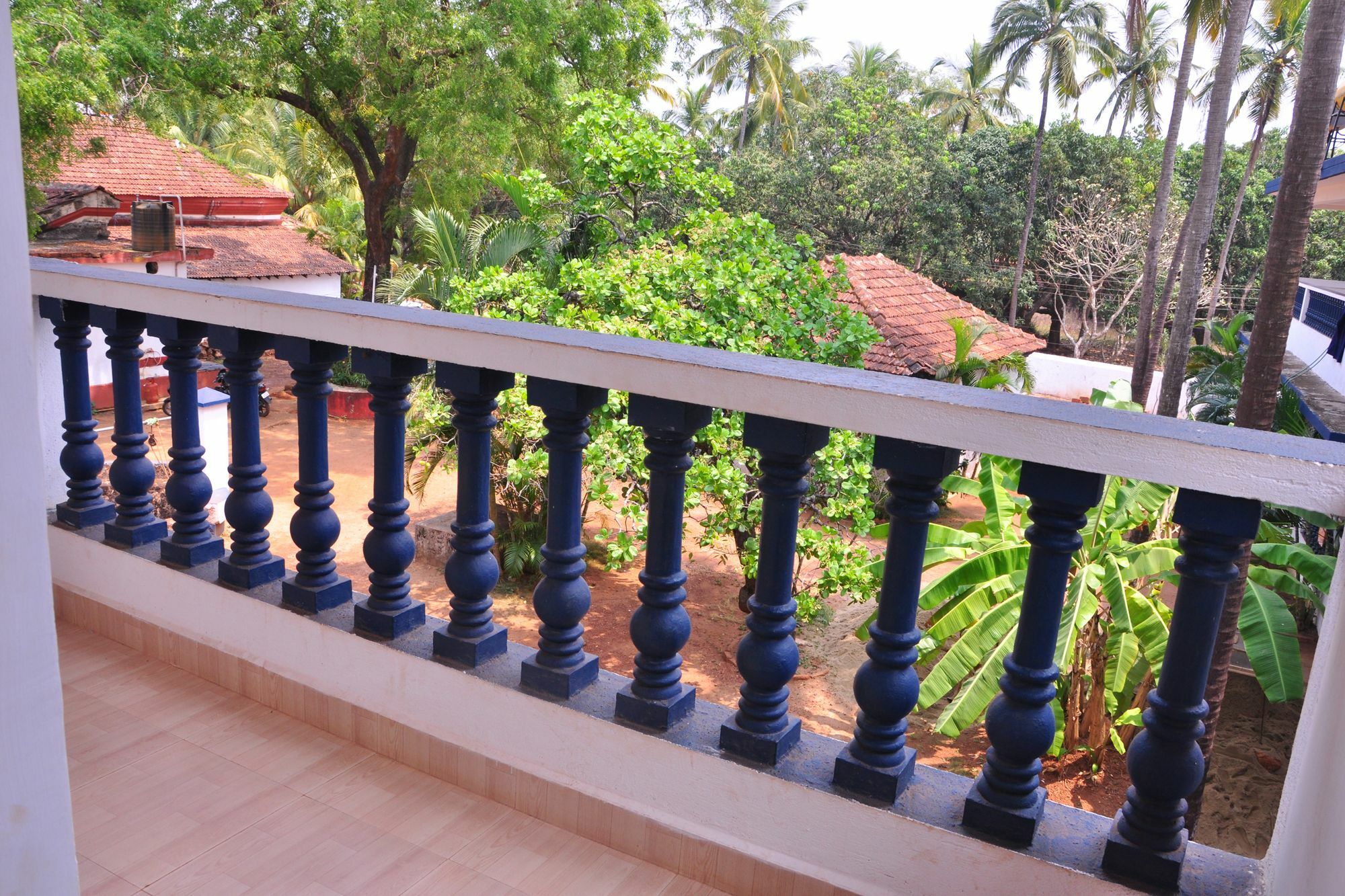 Anjuna Blue Resort Exterior photo