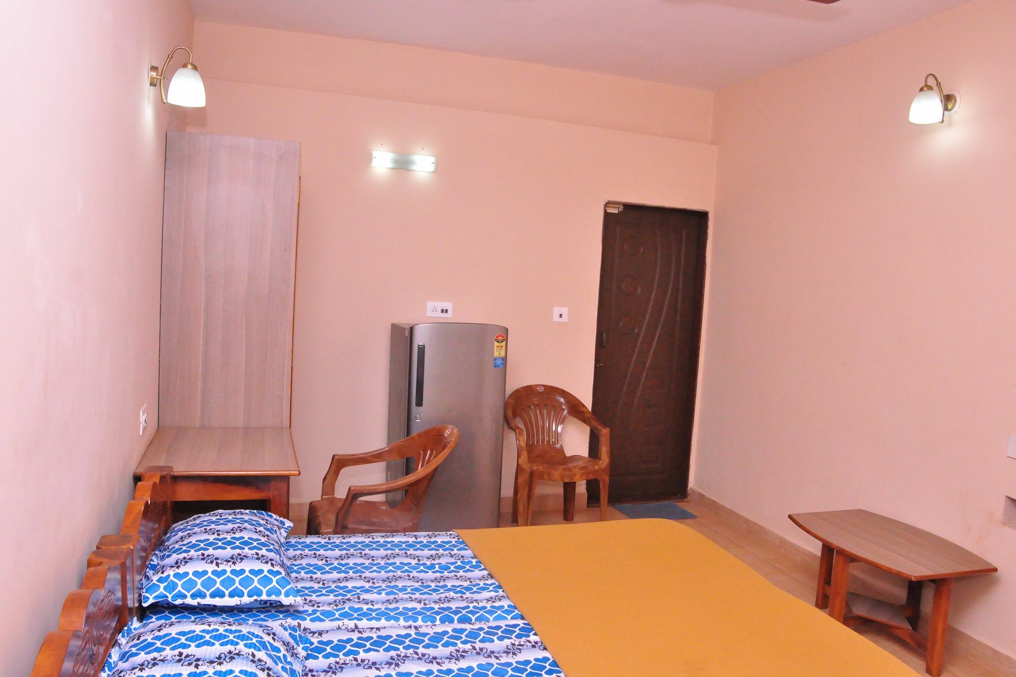 Anjuna Blue Resort Exterior photo