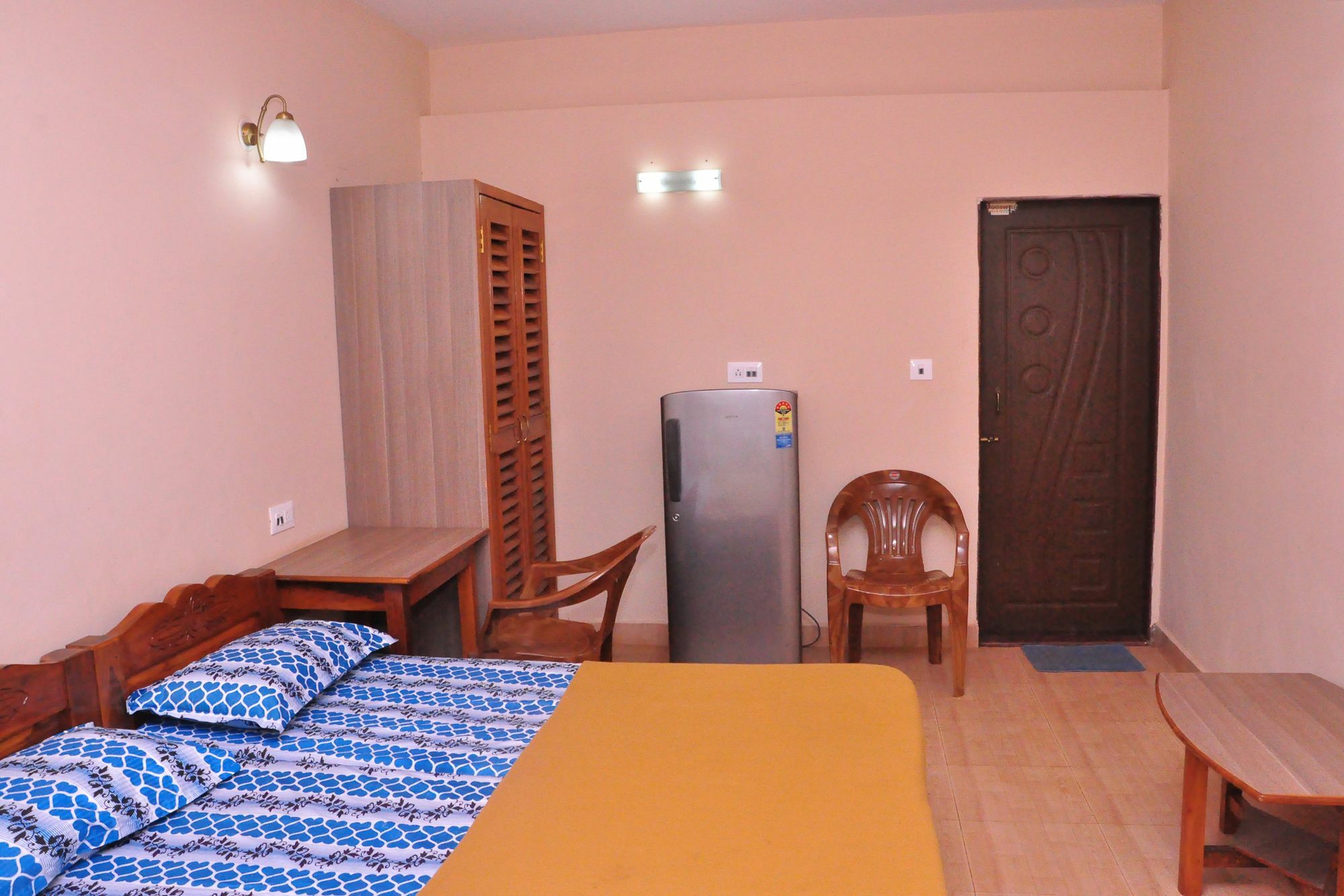 Anjuna Blue Resort Exterior photo